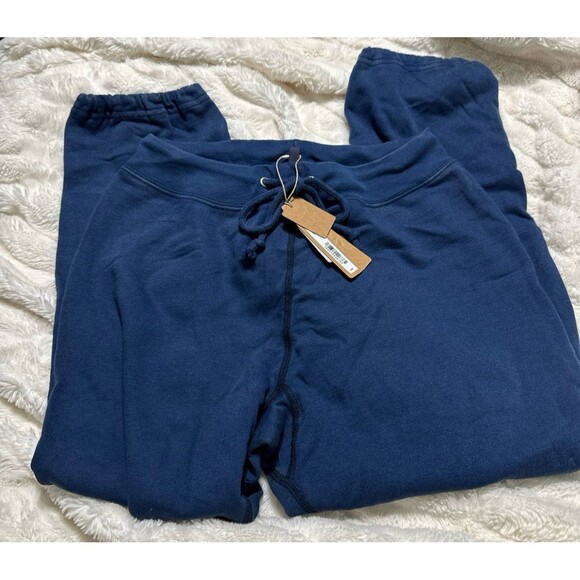 Skims Lightweight Fleece Shrunken Jogger in Washed Navy, Size small - Picture 1 of 4